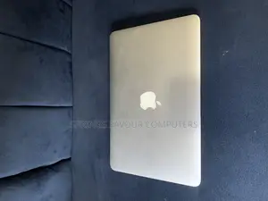Laptop Apple MacBook Pro 2015 8GB Intel Core I5 SSD 128GB