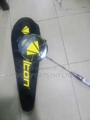 Carlton Badminton Graphite Racket