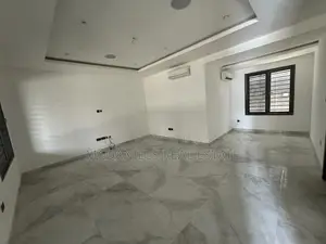 4bdrm Duplex in Lekki Phase 1 for rent