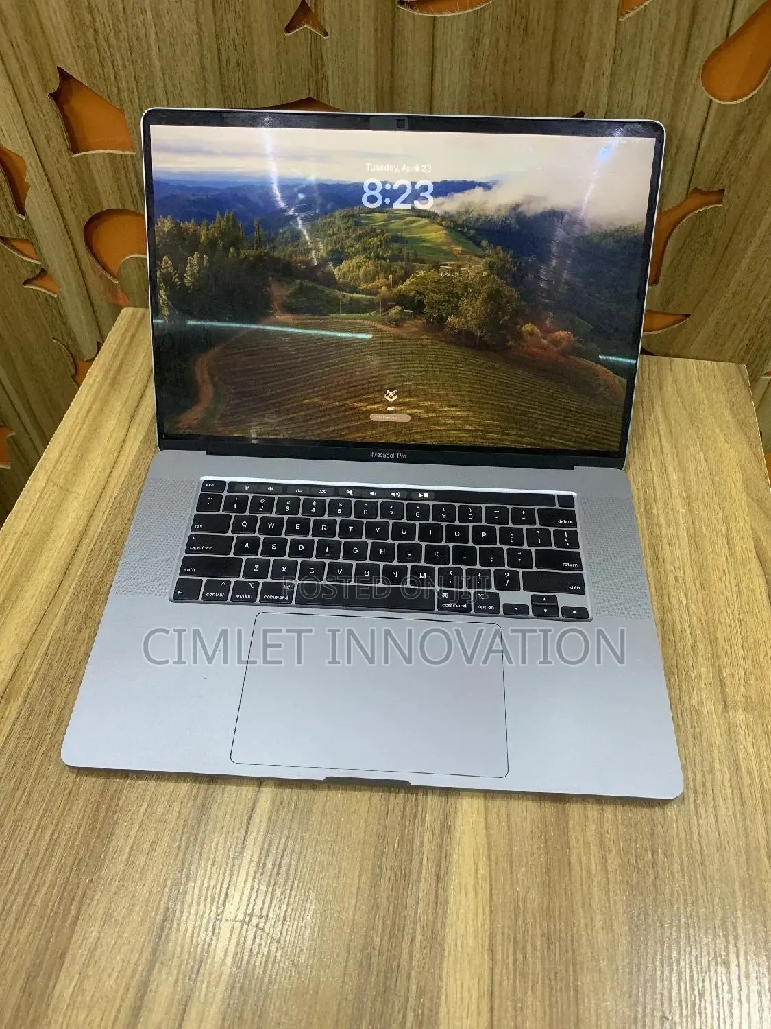 Laptop Apple MacBook Pro 2019 16GB Intel Core I9 SSD 1T