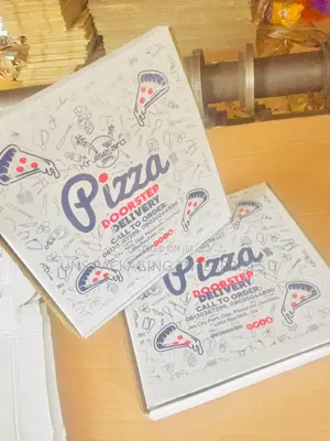 Custom Carton Pizza Boxes.