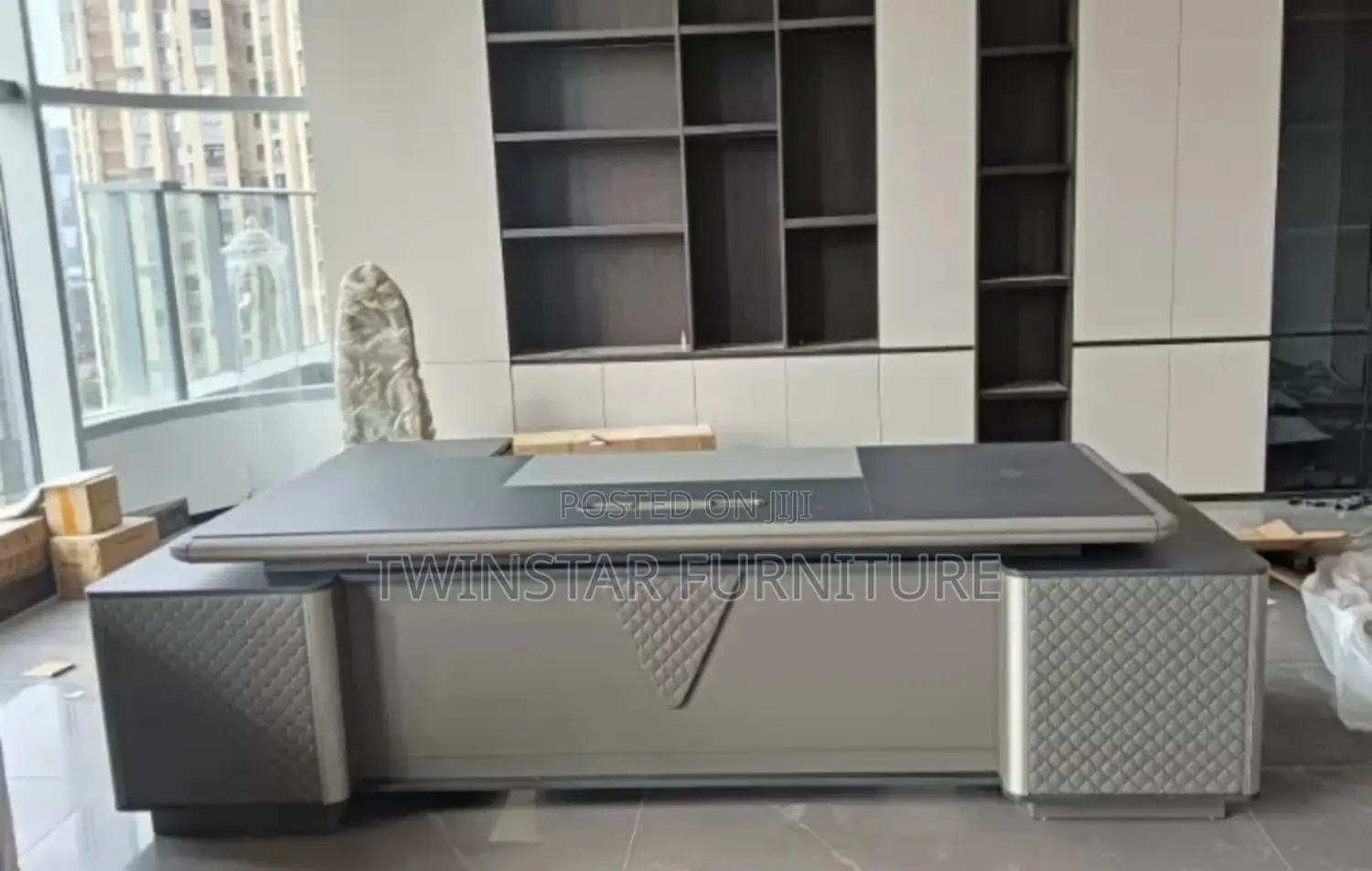 New Modern Luxury Executive CEO Office Table 2.8mtr
