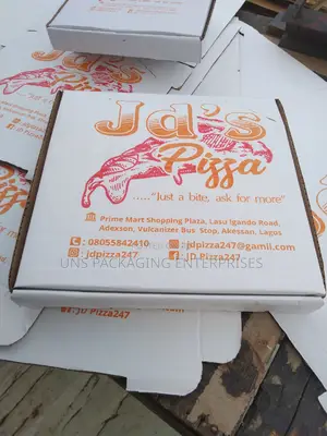 White Custom Size 12 Pizza Boxes.