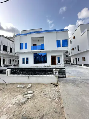 Furnished 5bdrm Duplex in Private Estate Osapa for sale