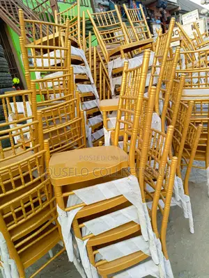 Shivery Event Golden Chair for Your Event