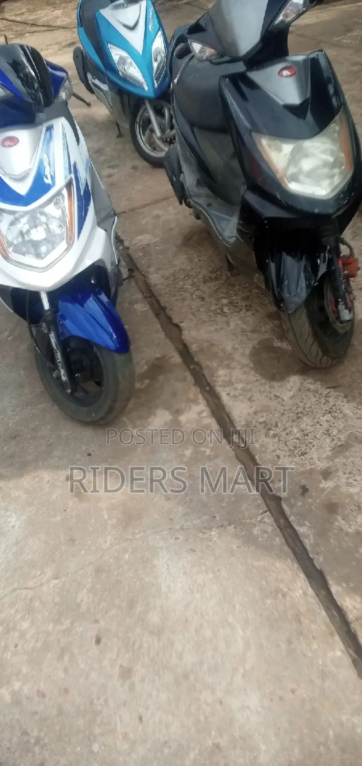 Kymco Xciting 2021 Gray