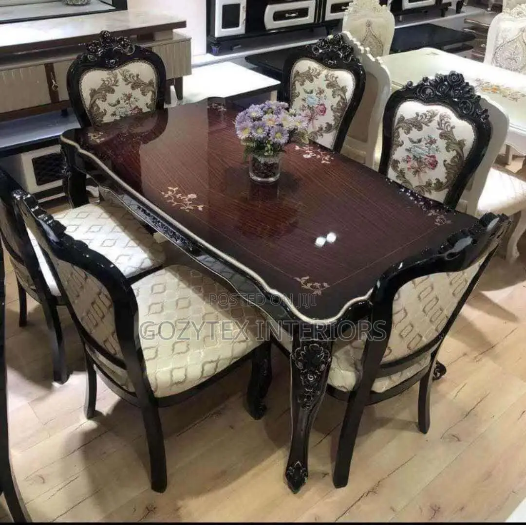 Royal Dinning Table Set