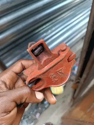 Scaffolding Clip