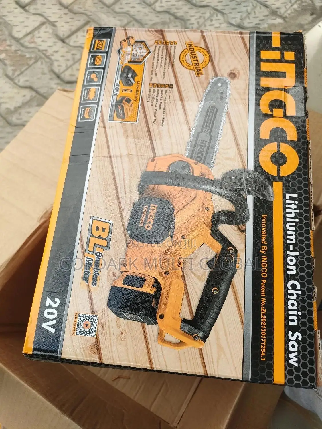 Lithium Ion Chain Saw