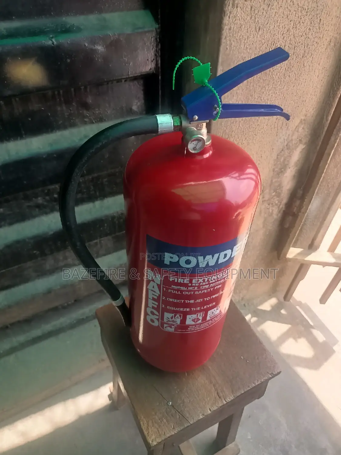 Naffco Fire Extinguisher (9kg)