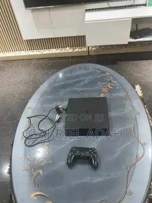 Playstation 4 Slim With 8 Games Warranty