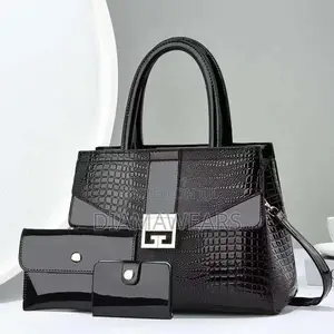 Black Stock Leather Ladies Hand Bag