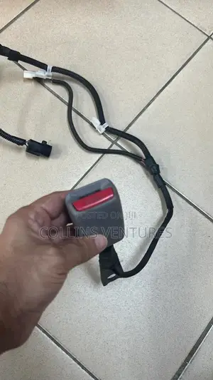 Seat Belts Lock Lexus GX470 Available