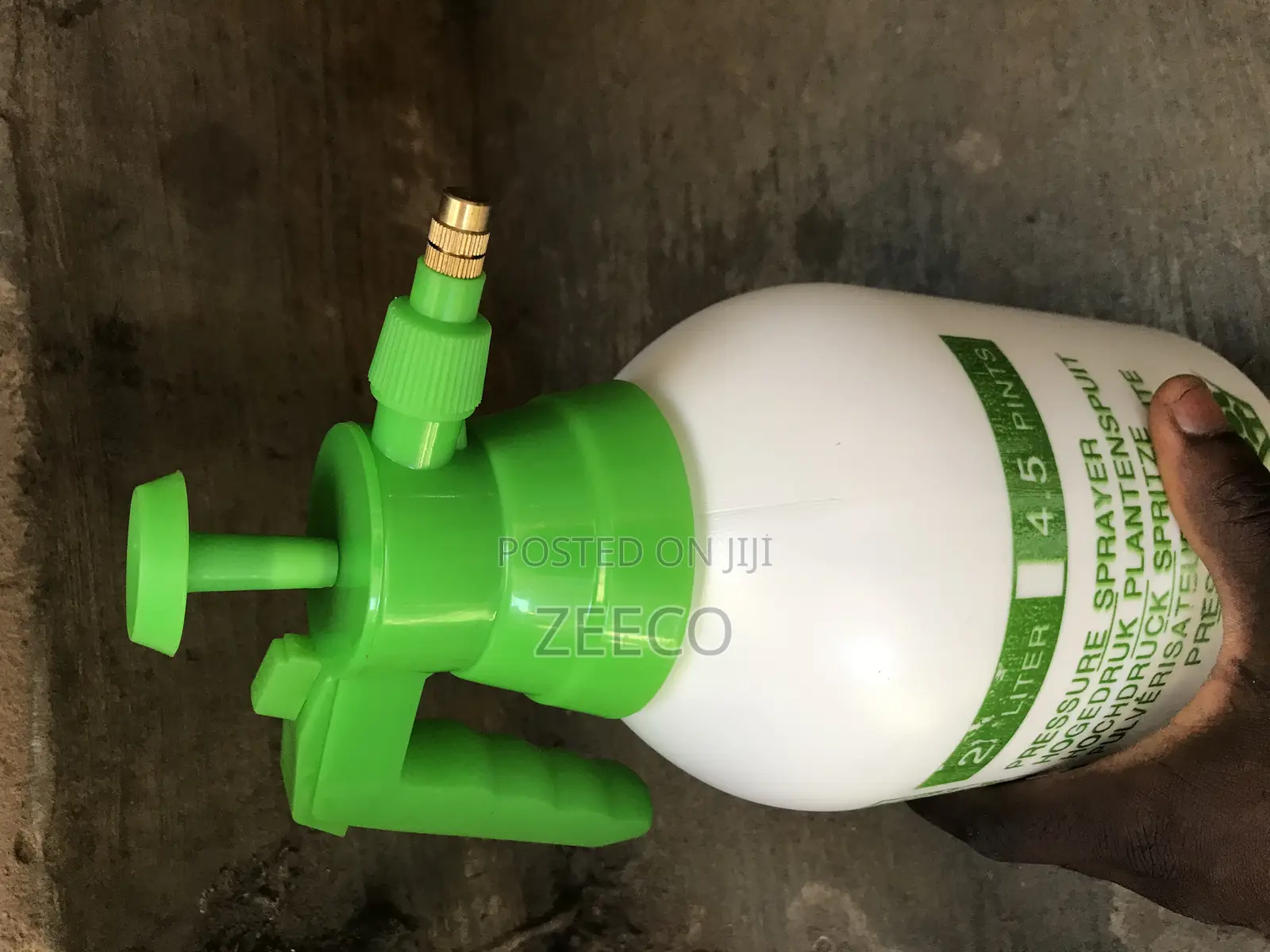 2 LT Small Spray Machine