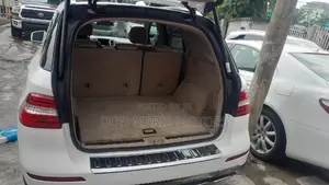 Mercedes-Benz M Class ML350 4MATIC 4dr SUV AWD (3.5L 6cyl 7A) 2014