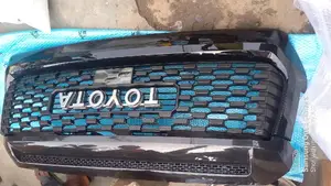 Toyota Front Grill Tundra Spot 2022 Available Dm
