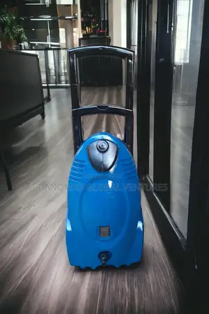 Challenge Xtreme Pressure Washer With on Board Soap Tank