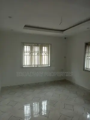 3bdrm Apartment in Magodo Phase1 for rent