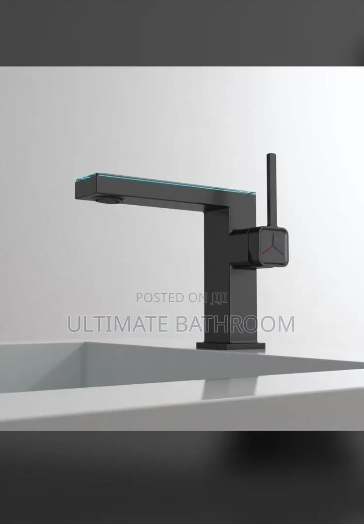 High Quality Side Control Black Basin Mixer Tap