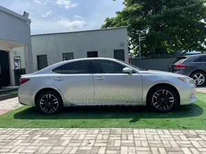 Lexus ES 350 FWD 2013 Silver