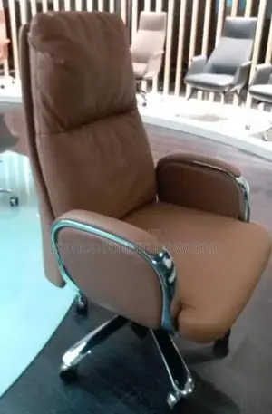 High Quality Office Executive Swivel Chair
