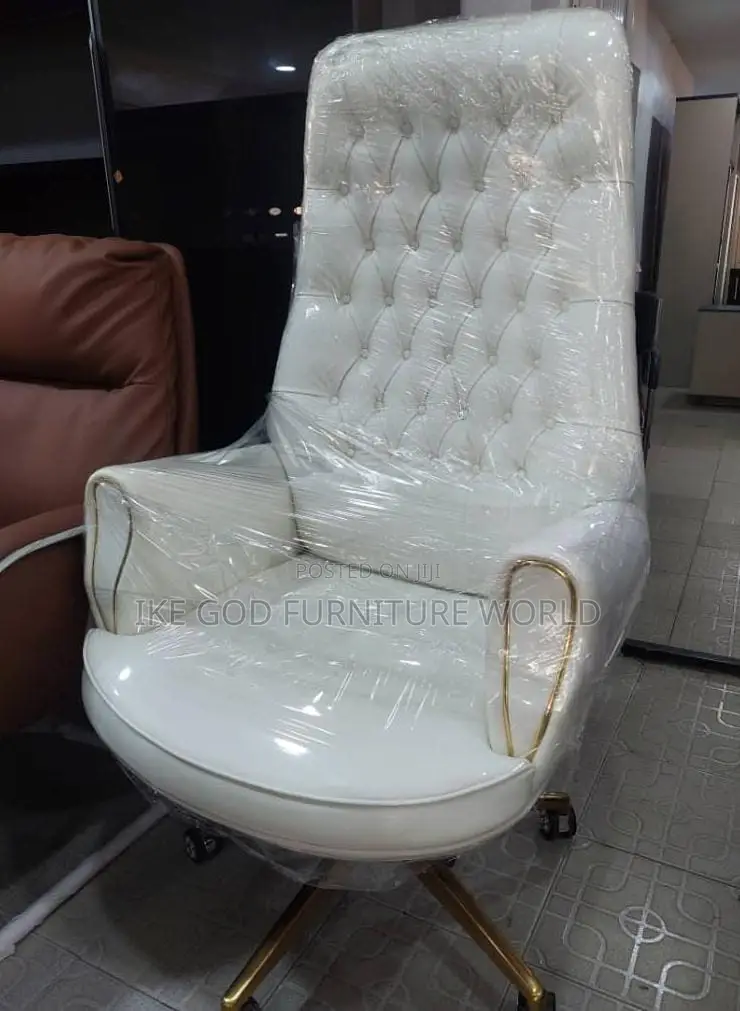 High Quality Office Executive Swivel Chair