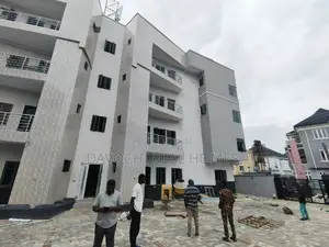 3bdrm Apartment in Osapa London, Lekki for rent