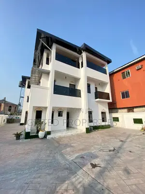 Furnished 6bdrm Duplex in Woji Ph, Port-Harcourt for sale