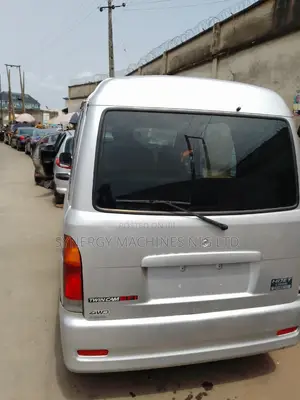 Daihatsu Hijet 2019 Silver