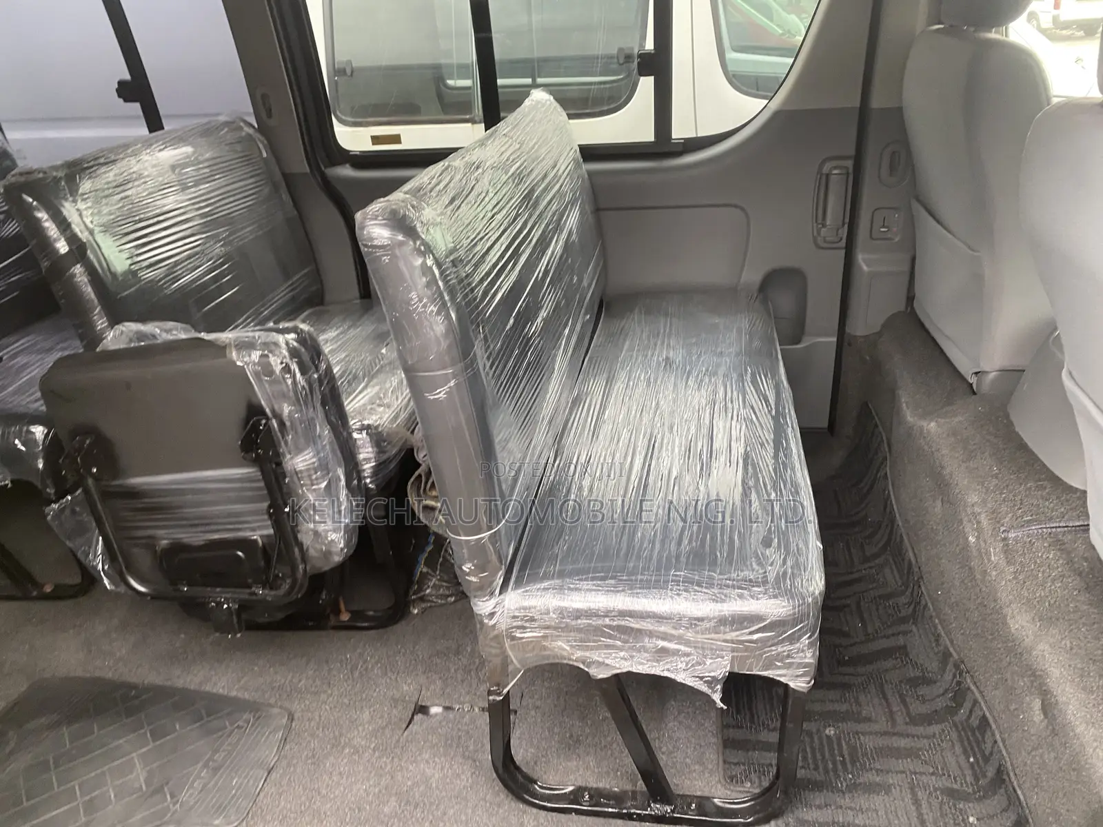 Toyota HiAce 2012 Black