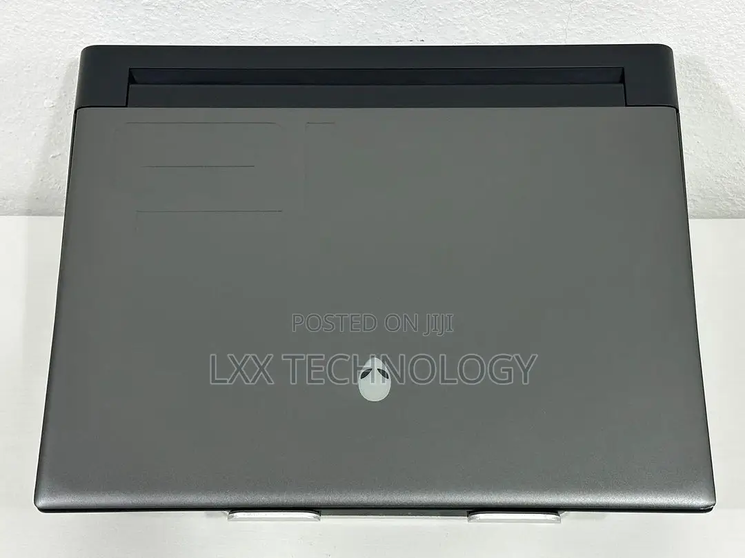 Laptop Dell Alienware M16 R1 16GB Intel Core i7 SSD 1T