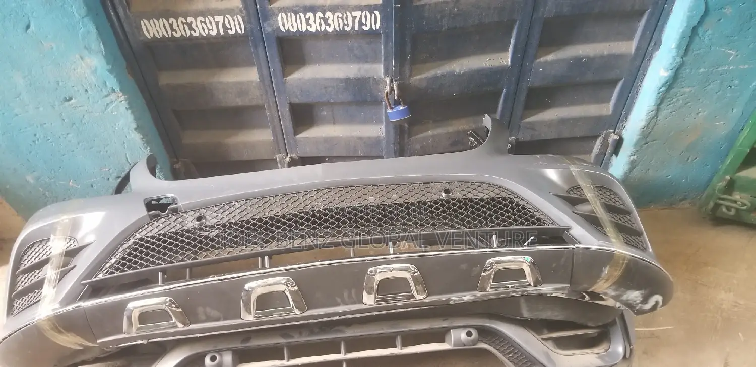 GLC300 2017 Front Bumper
