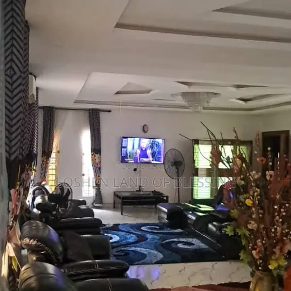 Furnished 3bdrm Duplex in Chevron Drive Lekki for sale