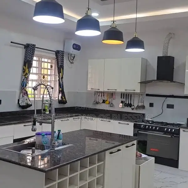 Furnished 3bdrm Duplex in Chevron Drive Lekki for sale