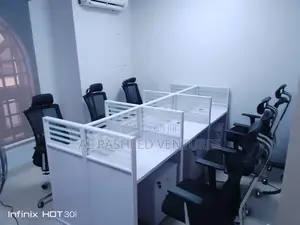 By Six Workstation