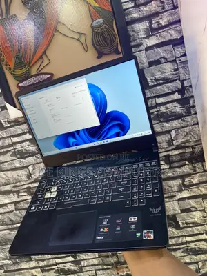 Laptop Asus TUF Gaming FX504 16GB AMD Ryzen 5 SSD 1T