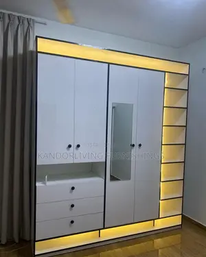Luxury Gloss Wardrobe 8 by 7 With Light