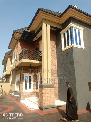 Furnished 5bdrm Duplex in Opic, Isheri North for rent