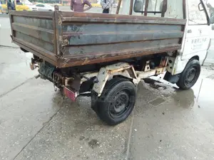 Hijet Tipper Truck/ Iron Bucket