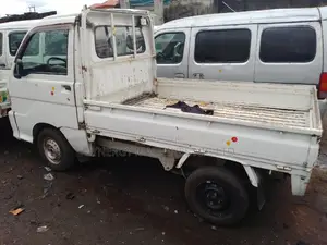 Daihatsu Hijet Truck Clean Chasis 2004 White