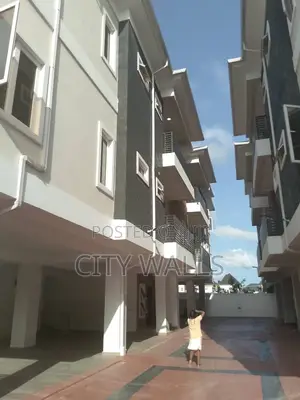 3bdrm Block of Flats in Sunshine Estate, Sangotedo for rent