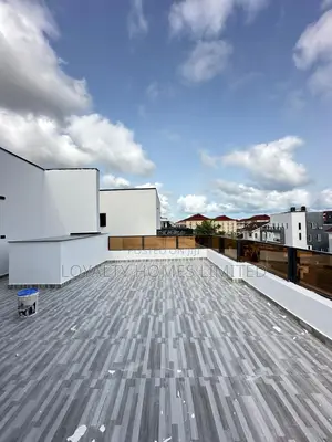 5bdrm Duplex in Lekki for sale