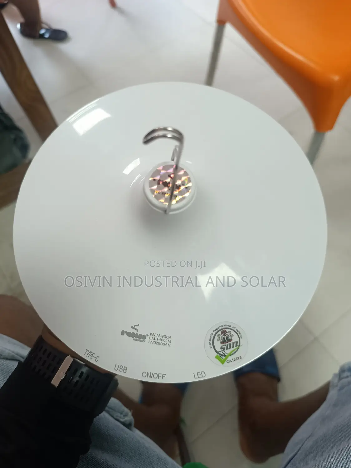 Iwin Adjustable Rechargeable Led Light 13w and Power Bank