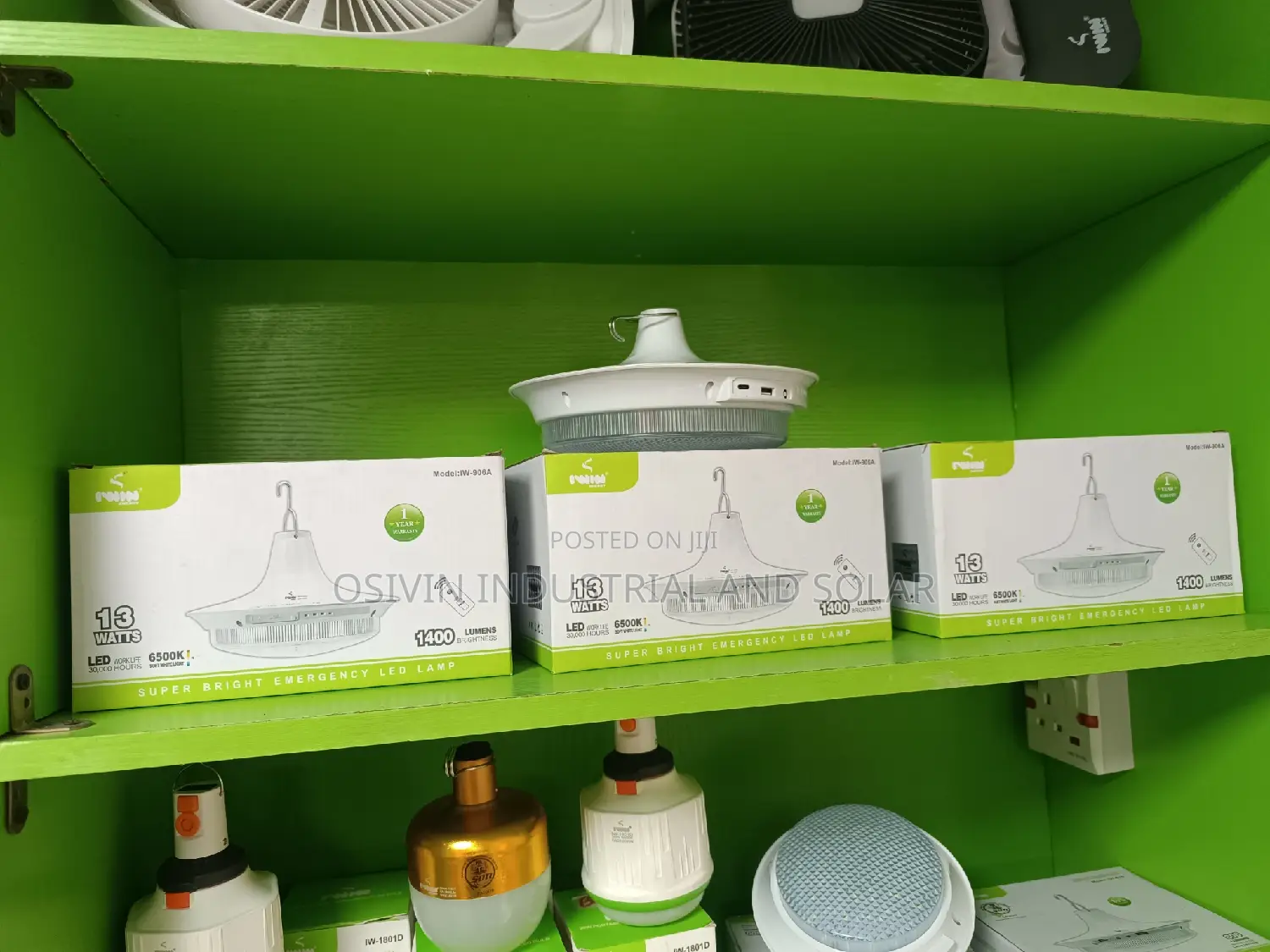 Iwin Adjustable Rechargeable Led Light 13w and Power Bank