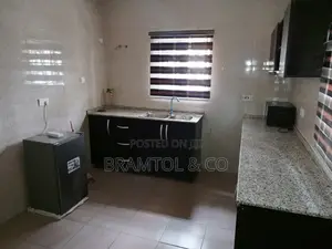 Furnished 2bdrm Block of Flats in Crd, Lugbe District for rent