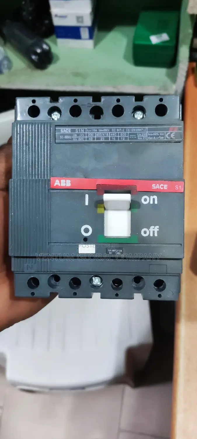 Tmax and Isomax 4pole McCb 100A