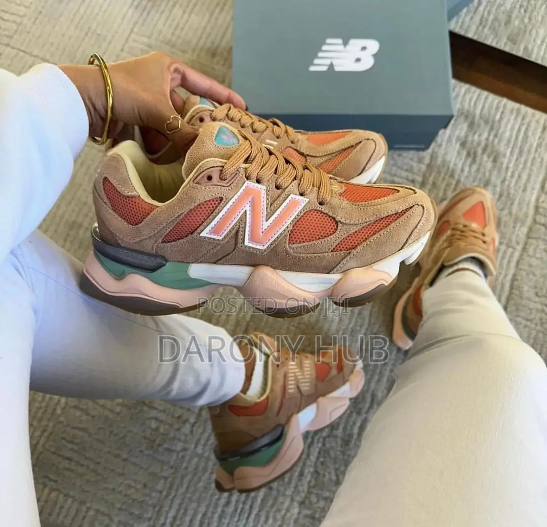 Best Quality NEWBALANCE Classy Unisex Sneakers