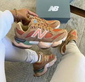 Best Quality NEWBALANCE Classy Unisex Sneakers
