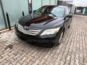 Toyota Camry LE V6 4dr Sedan (3.5L 6cyl 6A) 2011 Black