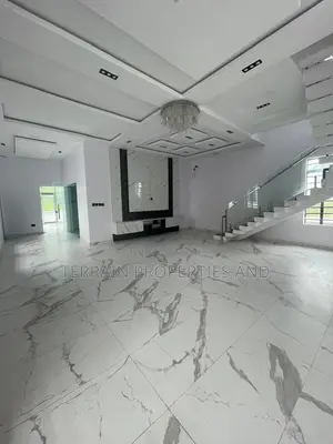 Furnished 5bdrm Duplex in Ikota for sale